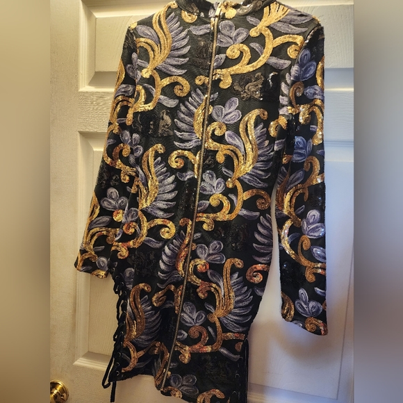 Dress Size L - Picture 2 of 3